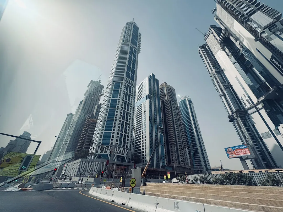 Off-Plan vs Ready Property in Dubai: Where Is Serious Capital Moving in 2025?